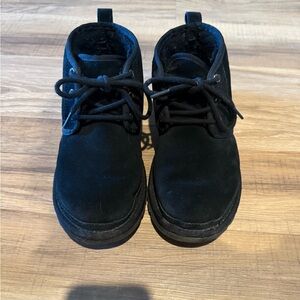 UGG Neumel
